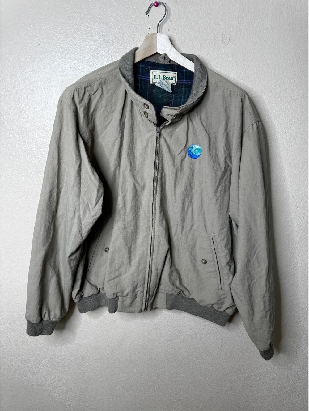 Vintage L.L. Bean Mens XL Nylon Bomber Jacket Gray Plaid Lined Globe Embroidery